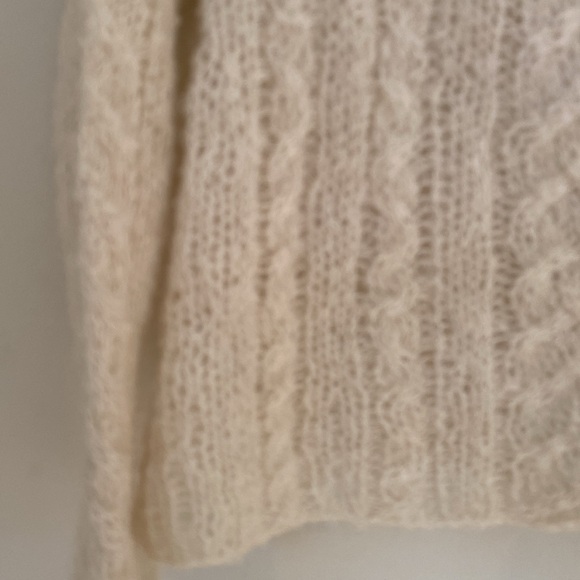 Whitewash ivory wool blend cableknit soft fuzzy ivory mohair look sweater Sz M - Picture 9 of 12